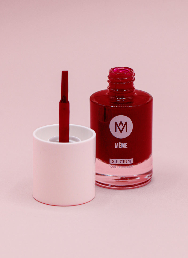 MEME Cosmetic - Red Nail Polish